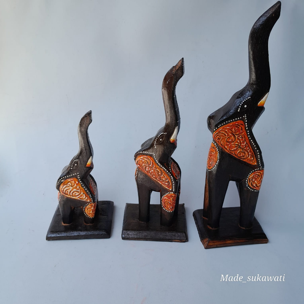 KAYU Standing elephant statue display set contains 3 handmade wooden ...