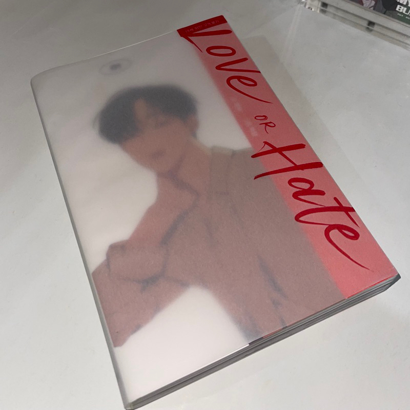 [Mandatory Co packing!! ️ ] Preloved manga manhwa love or hate jujutsu ...
