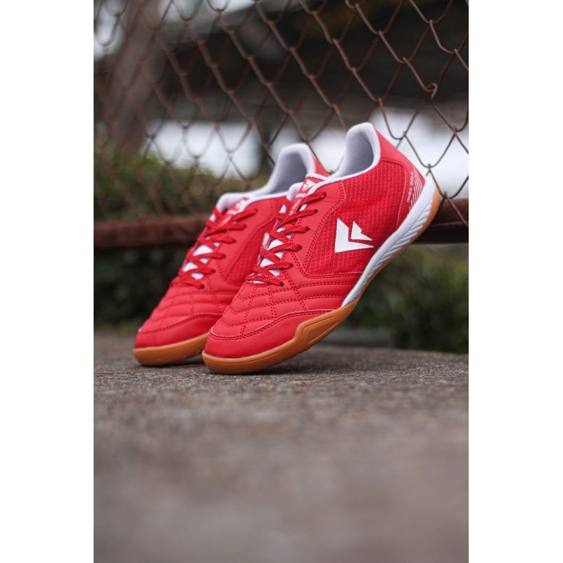 PUTIH MERAH Sevspo TOP IMBASALA CRIMSON FURY RED WHITE FUTSAL SHOES ...