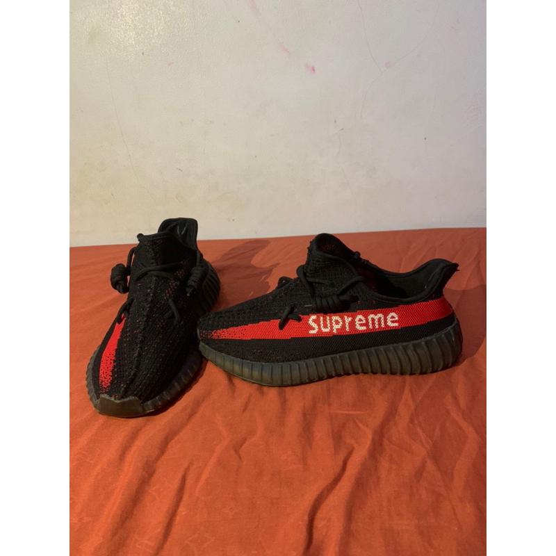 Yeezy hot sale supreme original