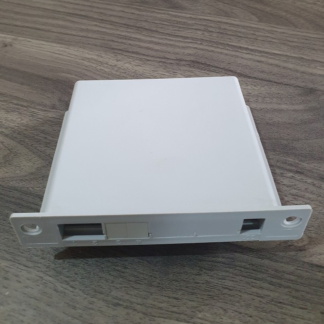 Empty Passive Splitter Fiber Optic Box 1:2 / Passive Splitter Box 1:2 ...