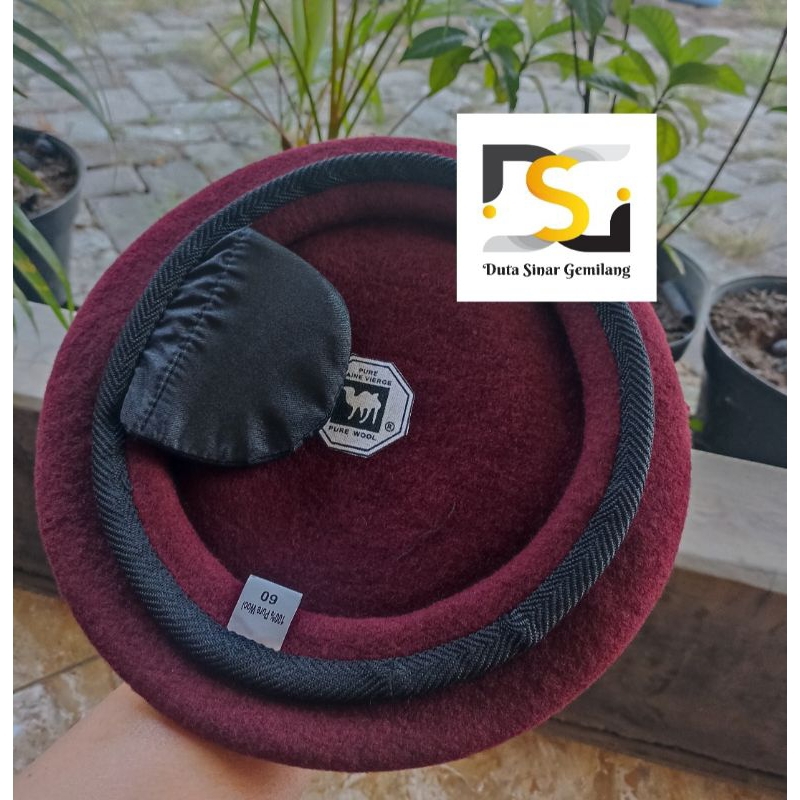 Merah Camel Tojiro Beret Maroon Camel Beret 100 Original Shopee Malaysia