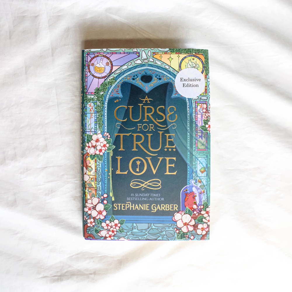 A Curse for True Love - Stephanie Garber (Waterstones Exclusive Edition ...