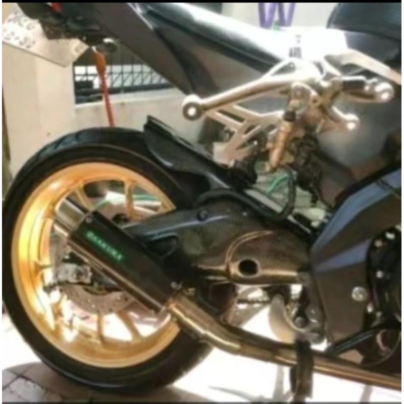 Cover swing arm R15 V3 Carbon CLUP | Shopee Malaysia