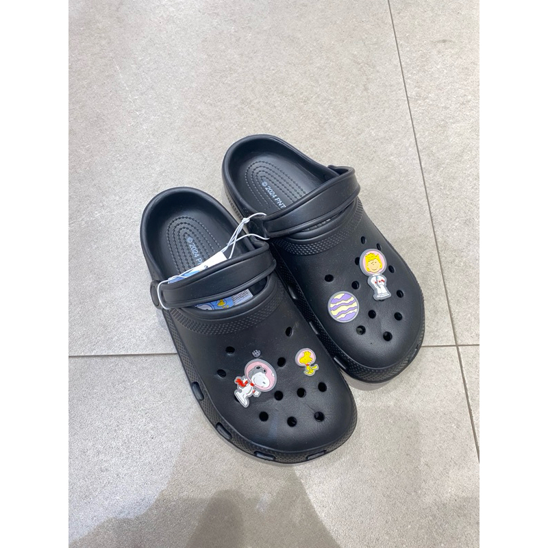 Miniso Original x Snoopy the little space explorer collection Women s slippers Black and white miniso slippers crocs frog sandals women s high sandals Shopee Malaysia