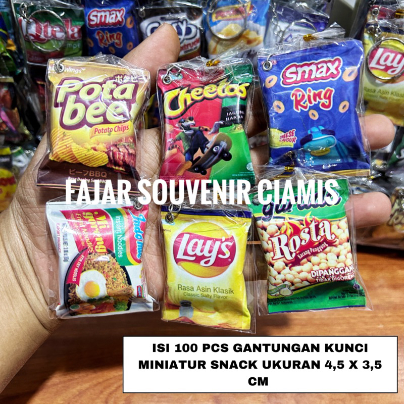 GANTUNGAN REPLIKA Contents Of 100pcs souvenir Keychain Replica Snack ...