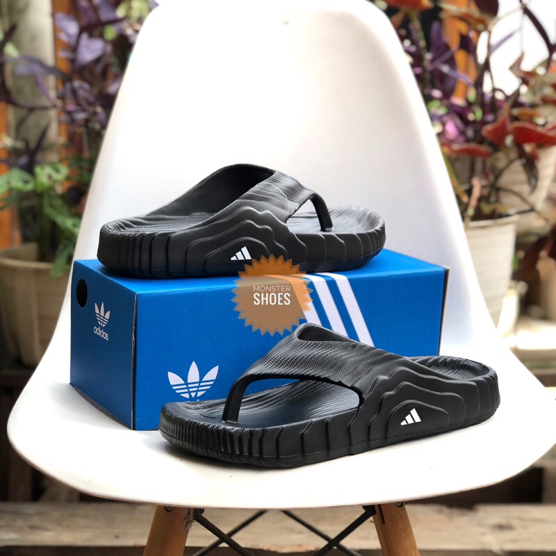 HITAM Adidas ADILETTE 22 Black SLIPPER Sandals Size 30 To 44 Can copple