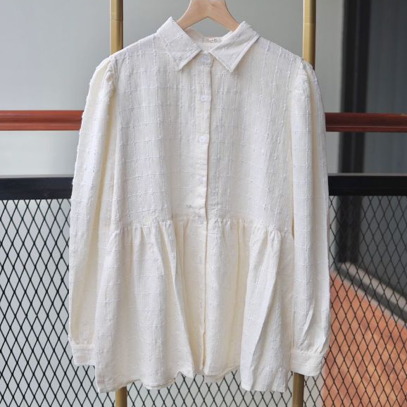 Lucia BABYDOLL PUFF BLOUSE | Shopee Malaysia