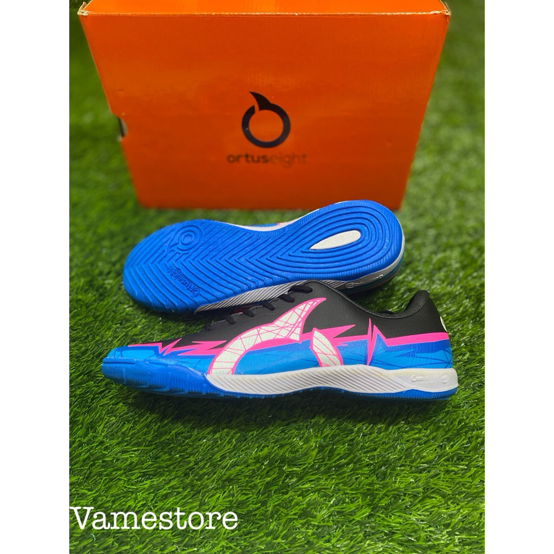 Raiden Catalyst Futsal Shoes/ Price Per Pair/ On shopee | Shopee Malaysia