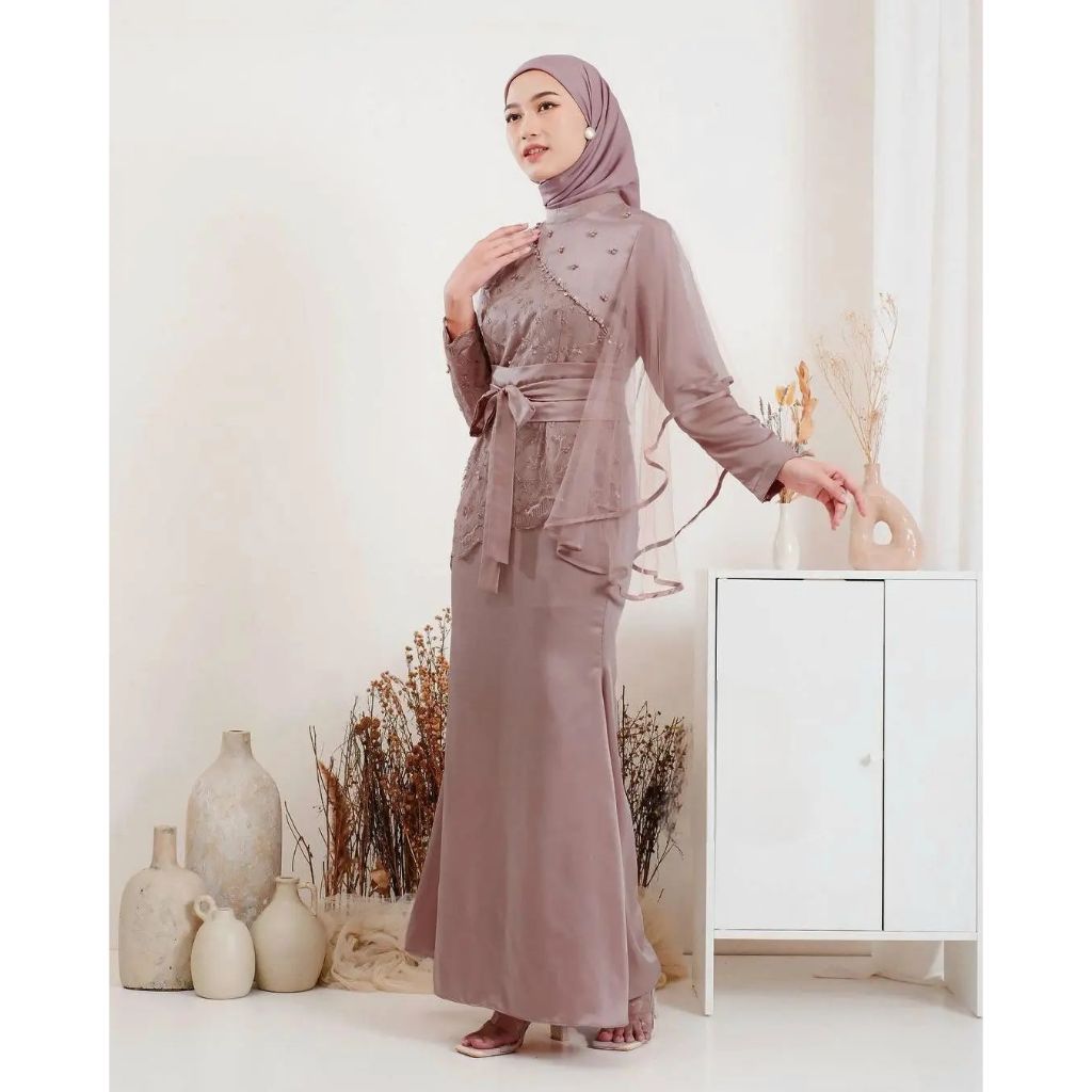 Aura Dress Modern Kebaya Graduation Teenage Hijab Korean Style Muslim Vintage Dress Casual Brocade Wedding Invitation Dress SILK Mix Material Modern Brocade Dress Shopee Malaysia