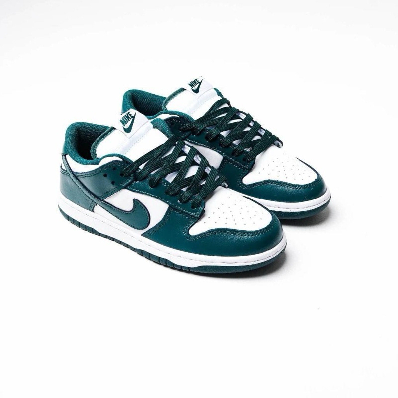sb dunk low team green