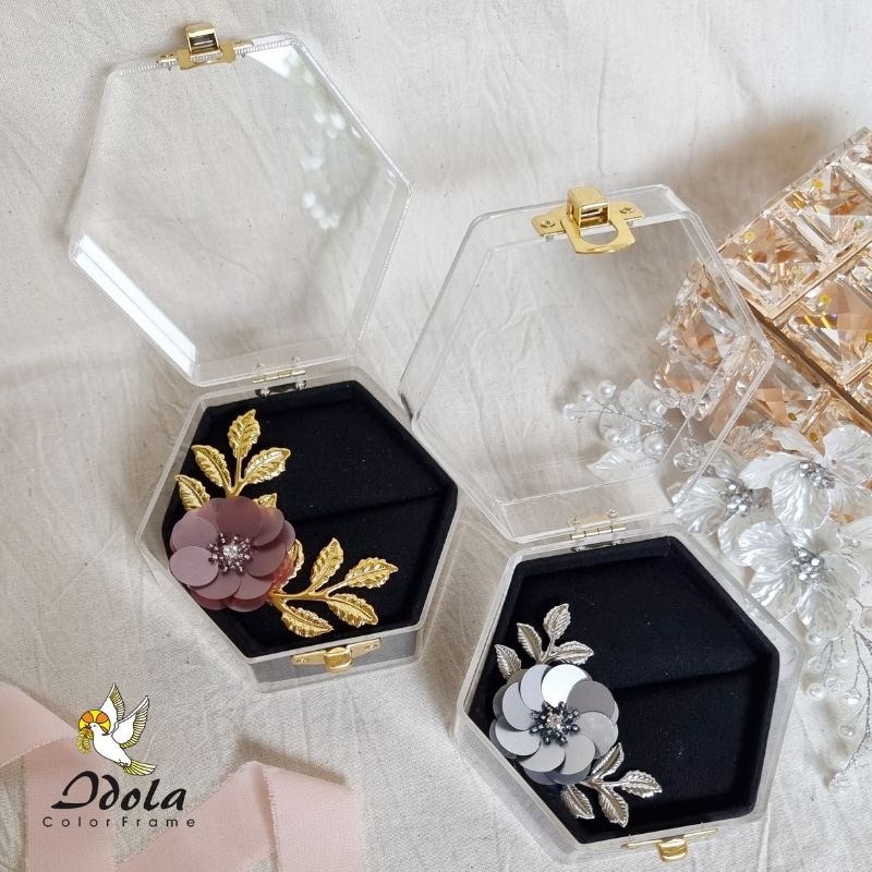 Idol FRAME - ACRYLIC RINGBOX/ RING BOX/ WEDDING RING HOLDER/ RINGBEARER ...