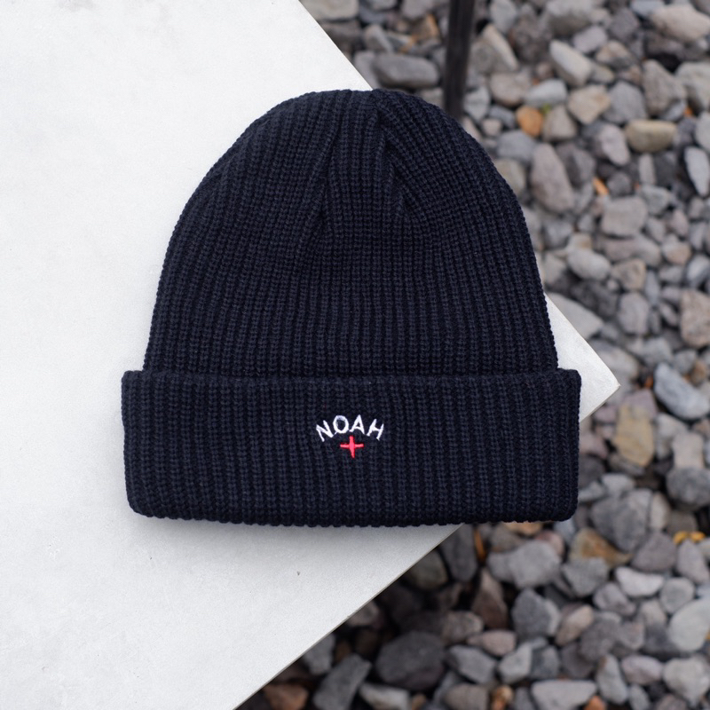 Noah Core Logo Beanie in Black for Men | Lyst UK