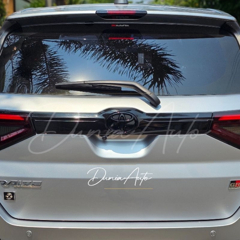 Toyota Raize Rear Deep Black Glossy Logo Emblem | Shopee Malaysia
