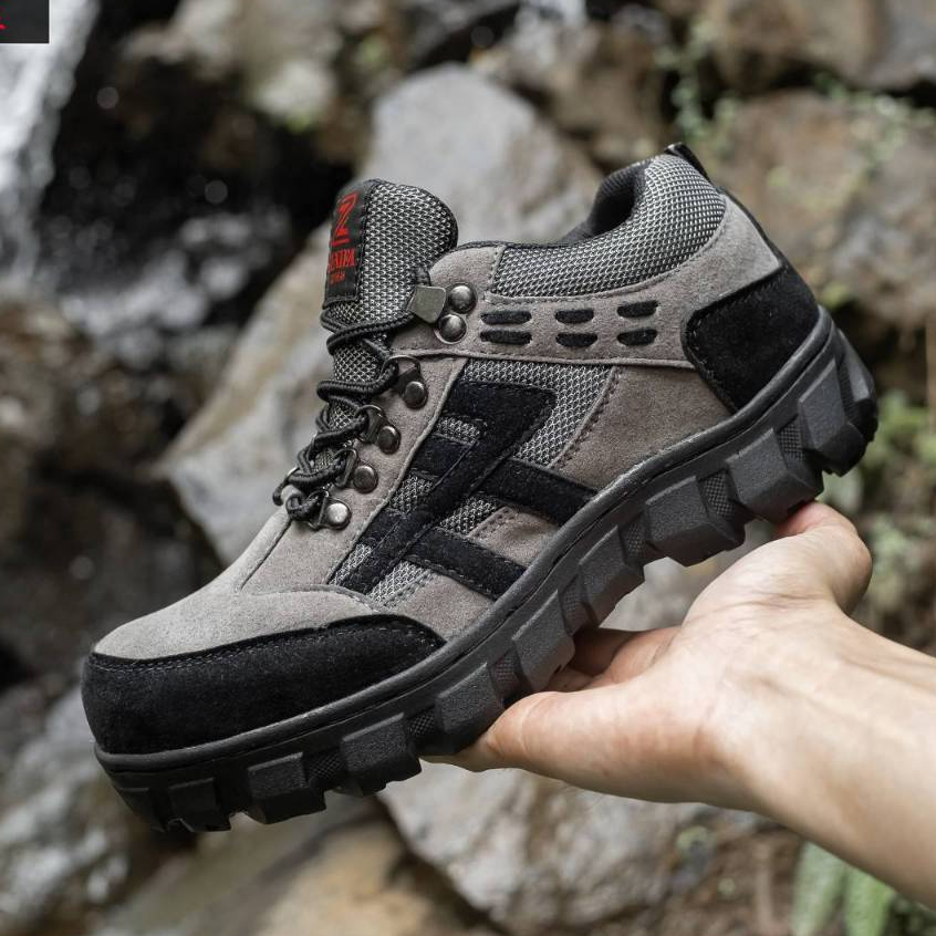 Safety shoes shopee hotsell