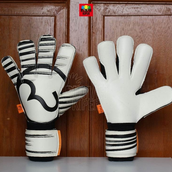 Rwlk PRO LINE TOUCH BLACK WHITE SKU BR 274 Goalkeeper Gloves