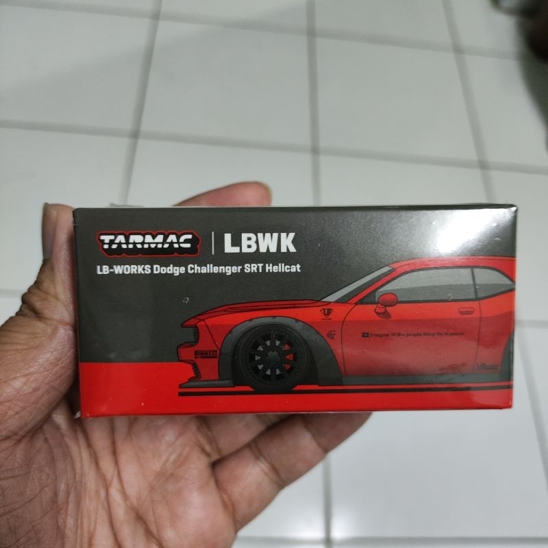 Tarmac Works 1/64 Dodge Challenger SRT Hellcat LBWK Red | Shopee Malaysia