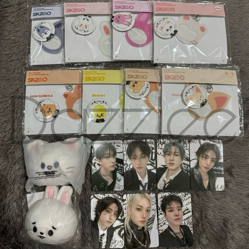 Stray kids dominATE pop-up cafe official merch skzoo pin button cover ...