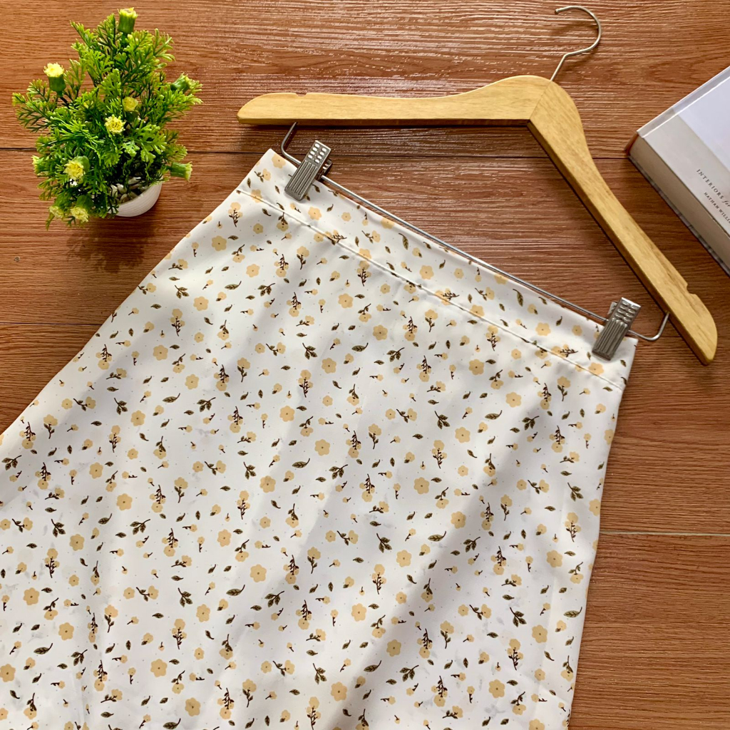 Wholesale solo Floral SKIRT Flora SKIRT Flower Skirt Korean MIDI SKIRT PATTERN Skirt A LINE POLKA LILY ADELIA SAKURA Shopee Malaysia