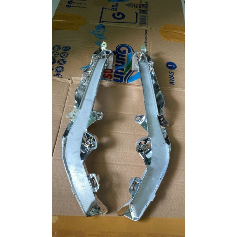 Reflector Headlight CHROOM KROOM Eyebrow GARNISH VARIO 160 2022 2024 ORIGINAL PARTS Shopee