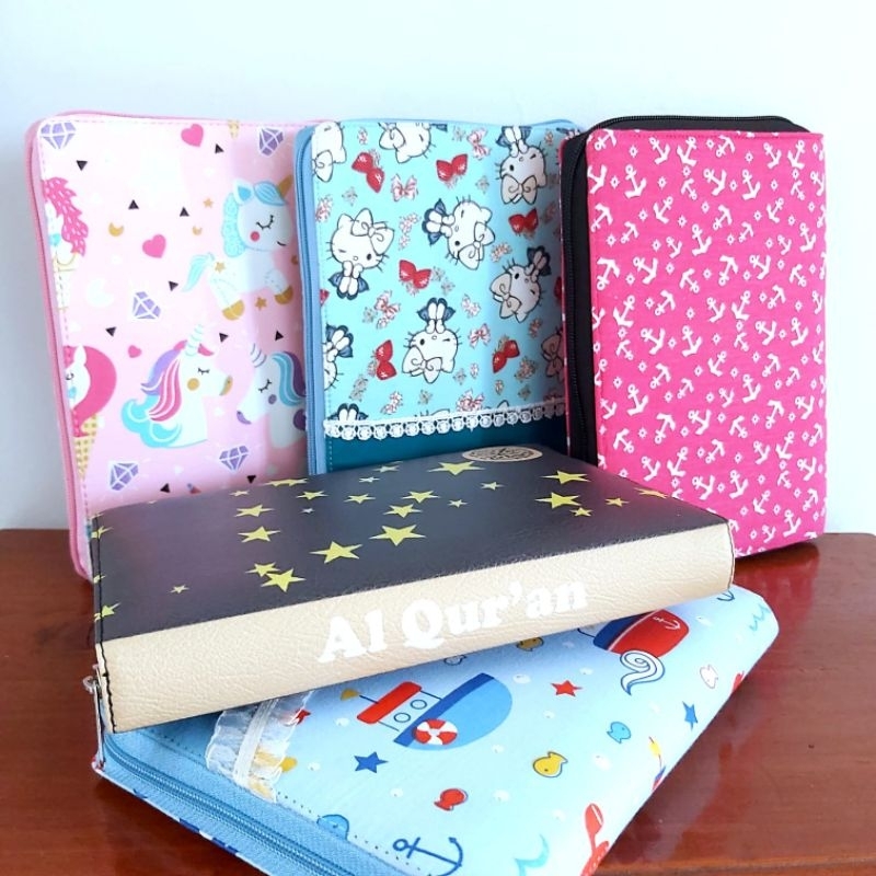Medium Quran Cover A5 21 x 15 x 3 cm - Zipper Al Quran Cover - Quran ...