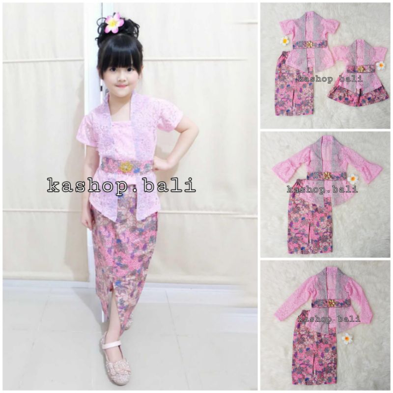 KEBAYA SEROJA IN BABY PINK