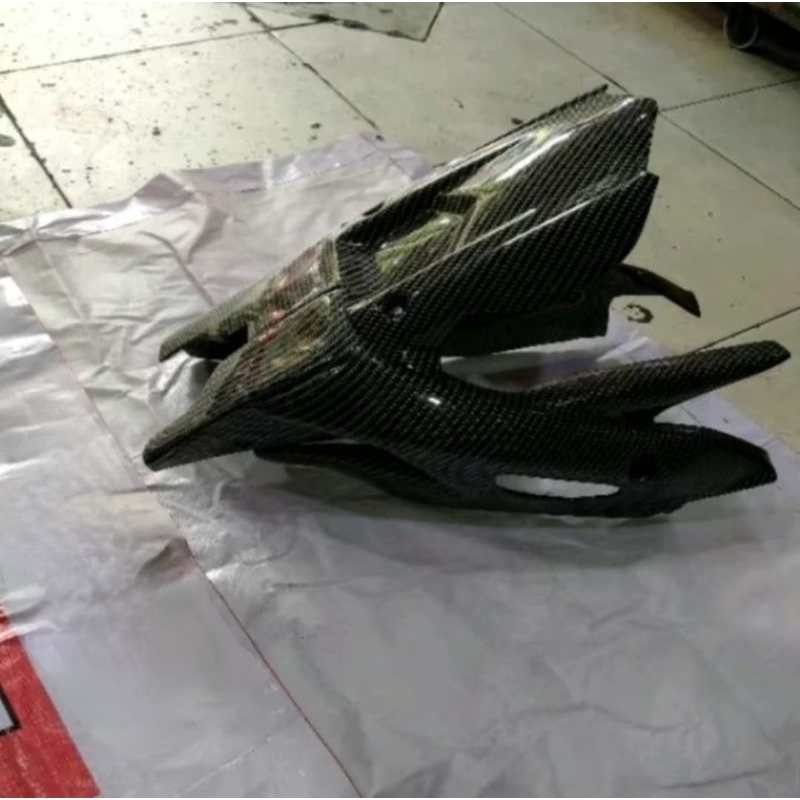 Swing arm cover R15 V3 Carbon CLUP | Shopee Malaysia