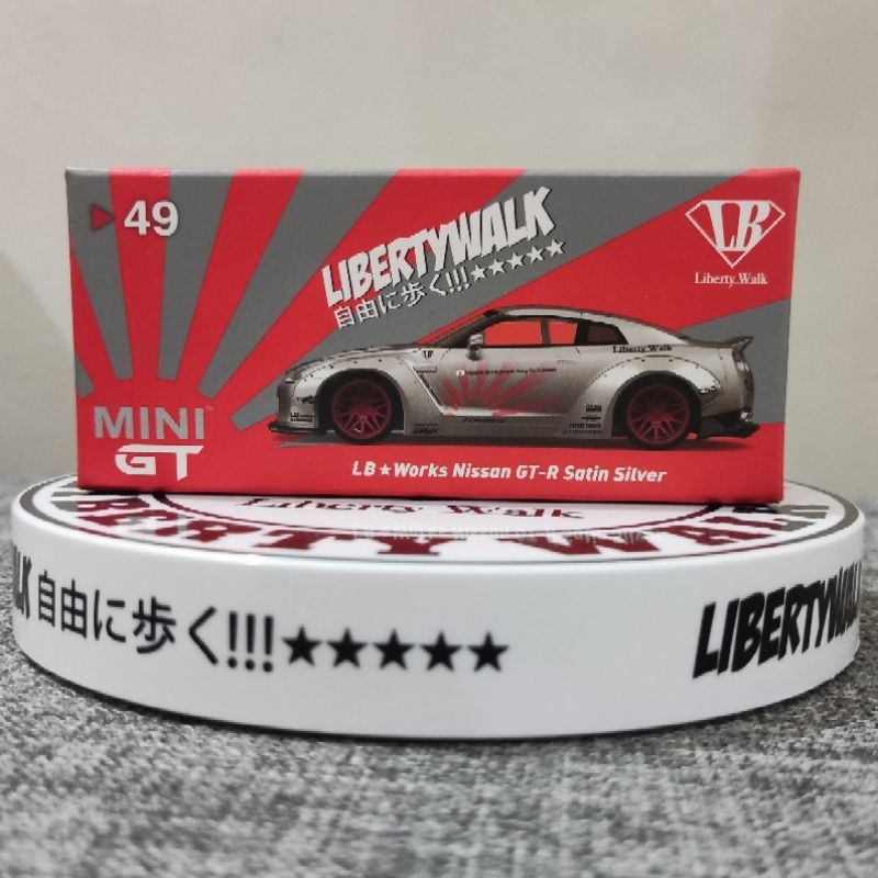 MiNiGT 49 LBWORKS Nissan GT-R サテンシルバー MINI GT LB Works Nissan GT-R サテンシルバー MINIGT No 49 LB WORKS