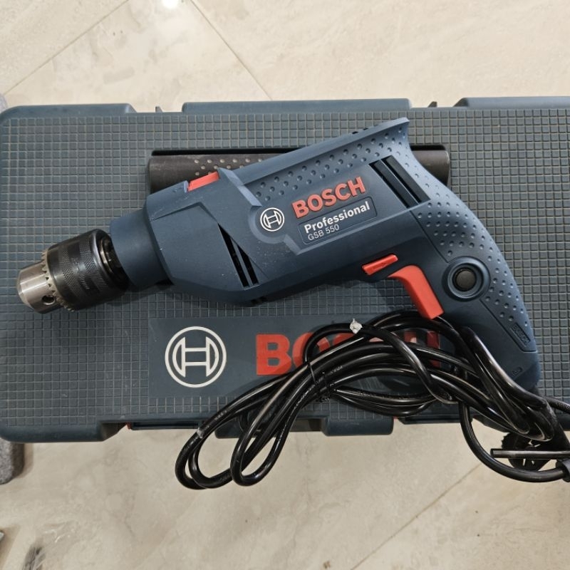 MESIN Bosch GSB 550 Impact Drill Freedom Kit Putra Inti Hand Drill ...