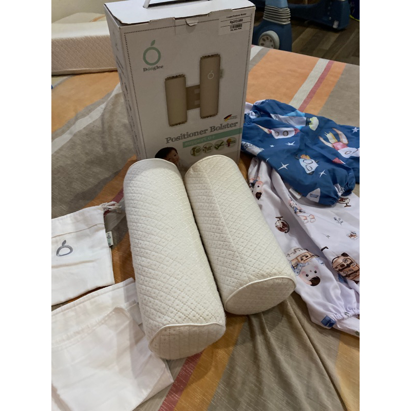 Dooglee positioner bolster+extra 2 baby loop bolster Cover (preloved