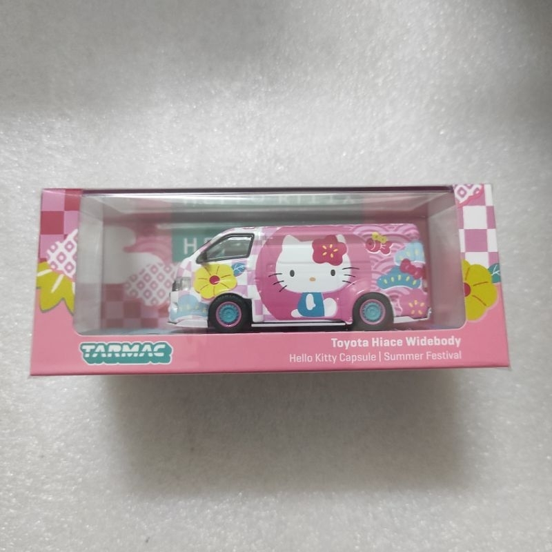 Tarmac WORKS TOYOTA HIACE WIDEBODY HELLO KITTY CAPSULE SUMMER FESTIVAL ...