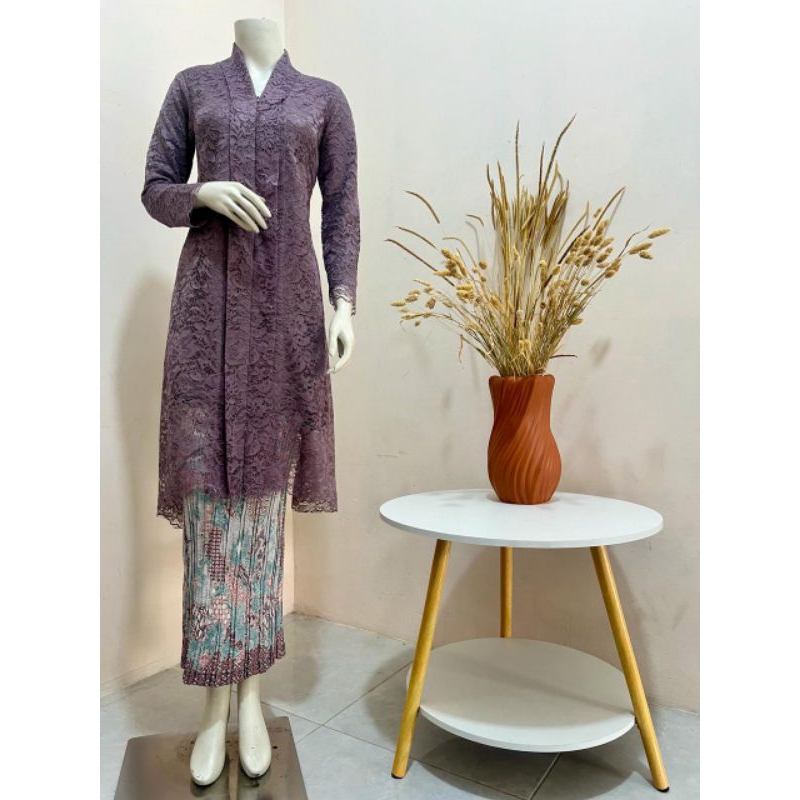 Kartini KEBAYA SET/ MODERN KEBAYA/ KEBAYALAMARAN/ KEBAYACANTIK ...