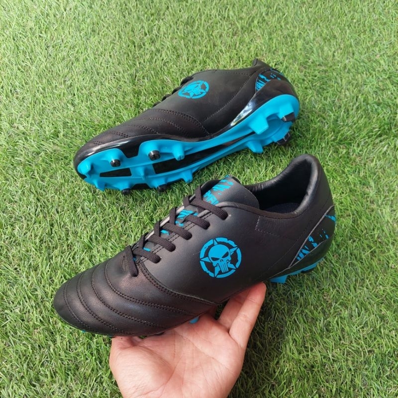 Boys leather football boots hot sale