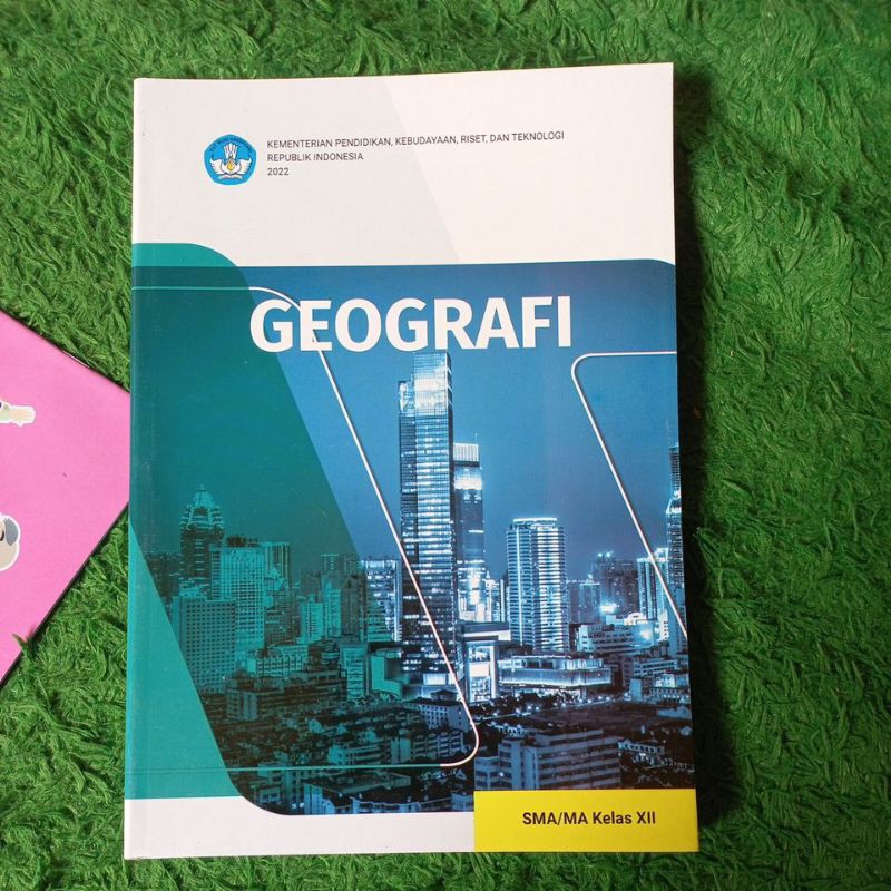 Original Geography Book Class 12 High School/MA MERDEKA Curriculum