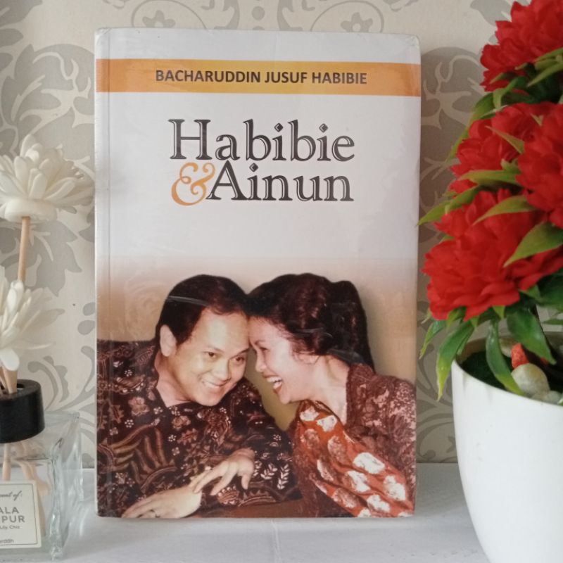 Original Habibie & AINUN By Bacharuddin Jusuf Habibie | Shopee Malaysia