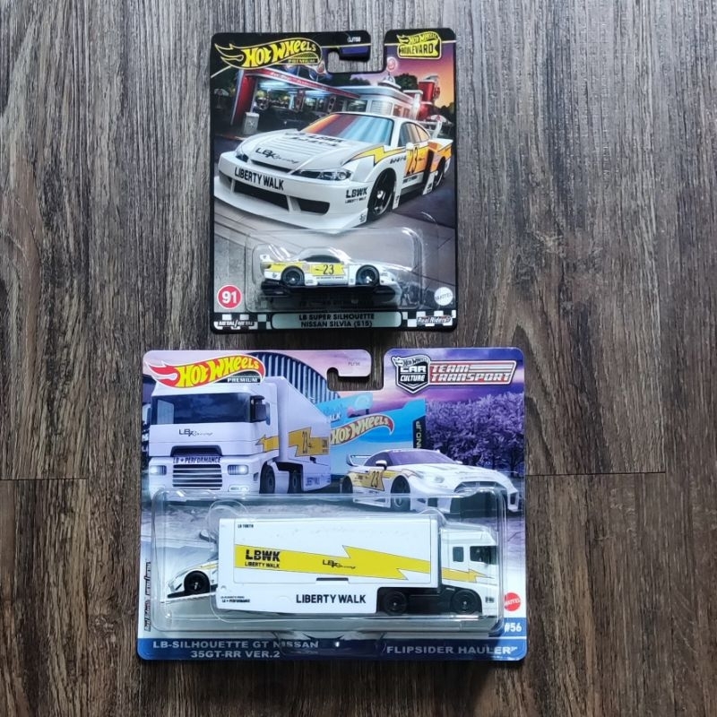 Hot Wheels LBWK R35 Team Transport And S15 Boulevard Package | Shopee ...