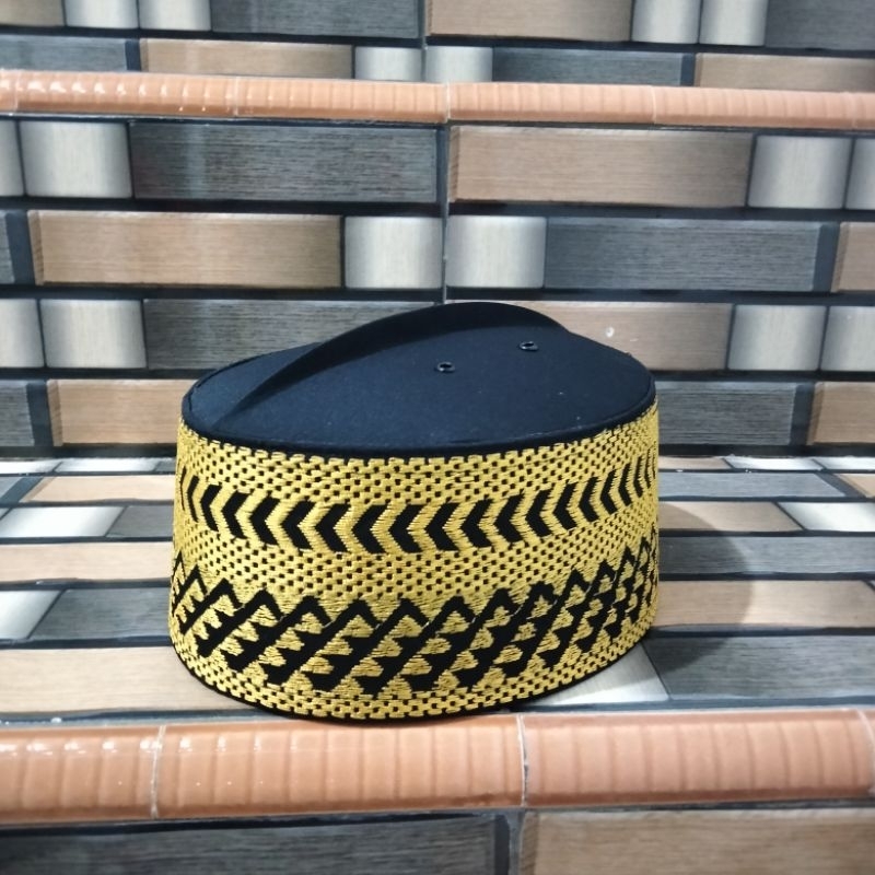 Asagopa cap with full bugis embroidery, white Hajj cap,/ stiff cap ...