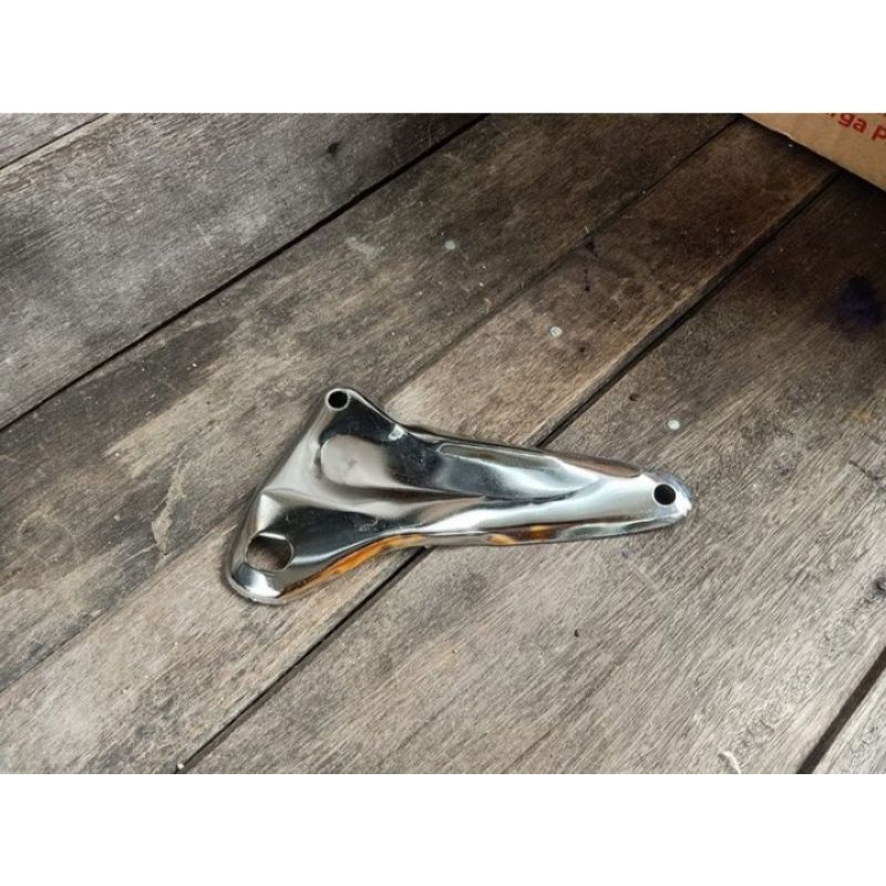 Honda C70 Passport Exhaust muffler mounting hanging bracket 1980 and later H2729