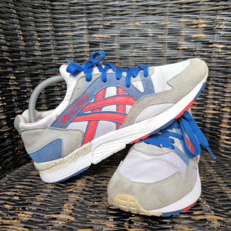 Asics GEL LYTE V size 42