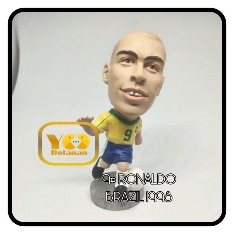 9 RONALDO - BRAZIL 1998 POCKET SPORT CORNTHIAN FIGURE FOOTBALL PLAYER ...