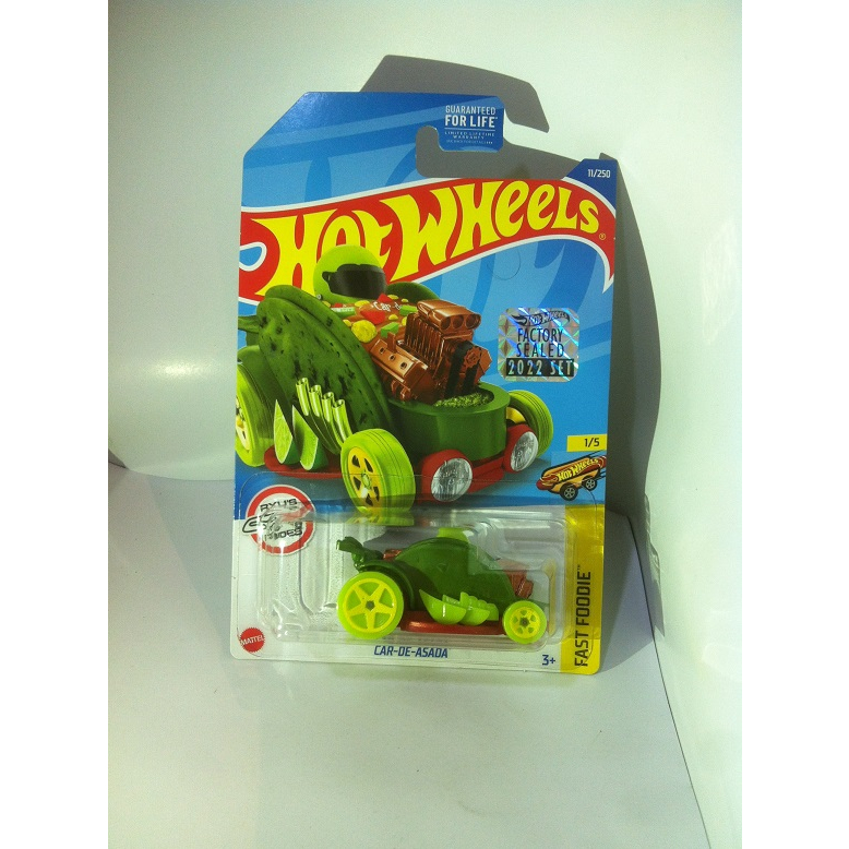 Hot Wheels. 2022 Fast Foodie Mini Collection - 1. Car-de-asada. Green ...