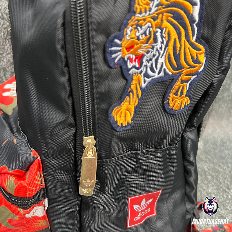 Adidas china office bags 2025