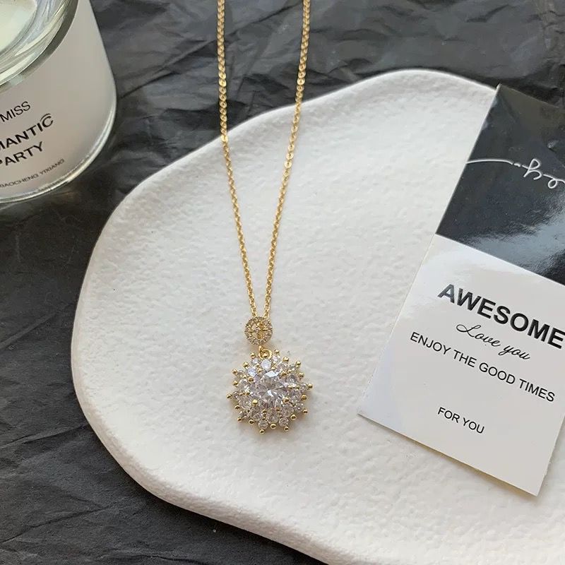 MATAHARI Latest Women s Titanium Necklace Full Gem Sunflower Model Shopee Malaysia