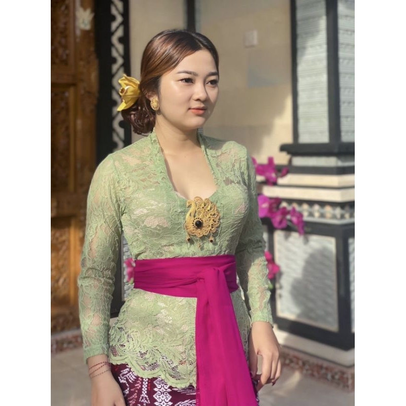 Balinese Kebaya 