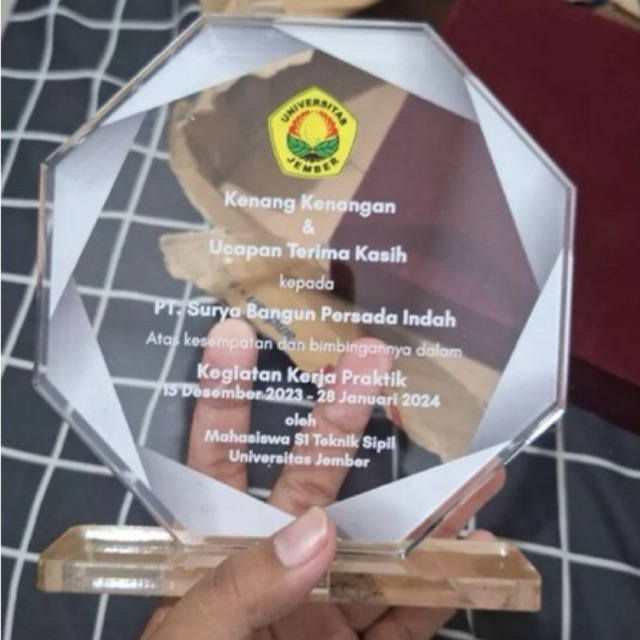 Cheap Custom Acrylic Plaques | ACRYLIC PLAQUE custom-shaped ACRYLIC ...