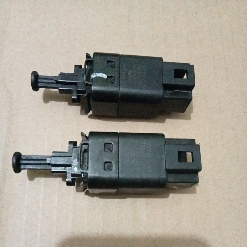 Original Wuling confero almaz brake Switch | Shopee Malaysia