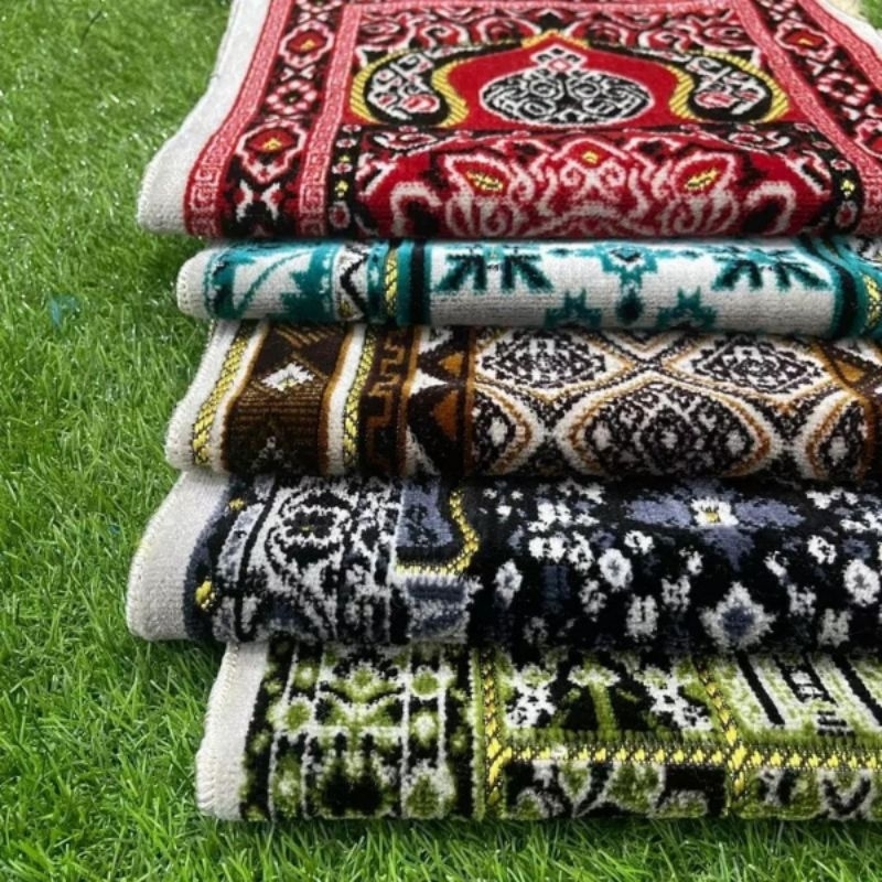 The mini Turkish prayer mat is smooth and soft and | Shopee Malaysia