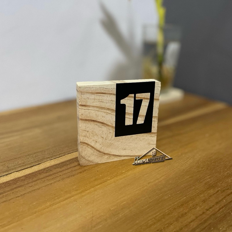 KAYU Aesthetic Minimalist Sitting Wooden Table Number Board (Top Right ...