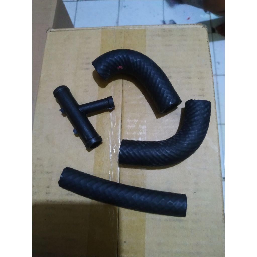 RADIATOR HOSE SET + PIPE T VARIO 110 OLD VARIO CARBUE | Shopee Malaysia