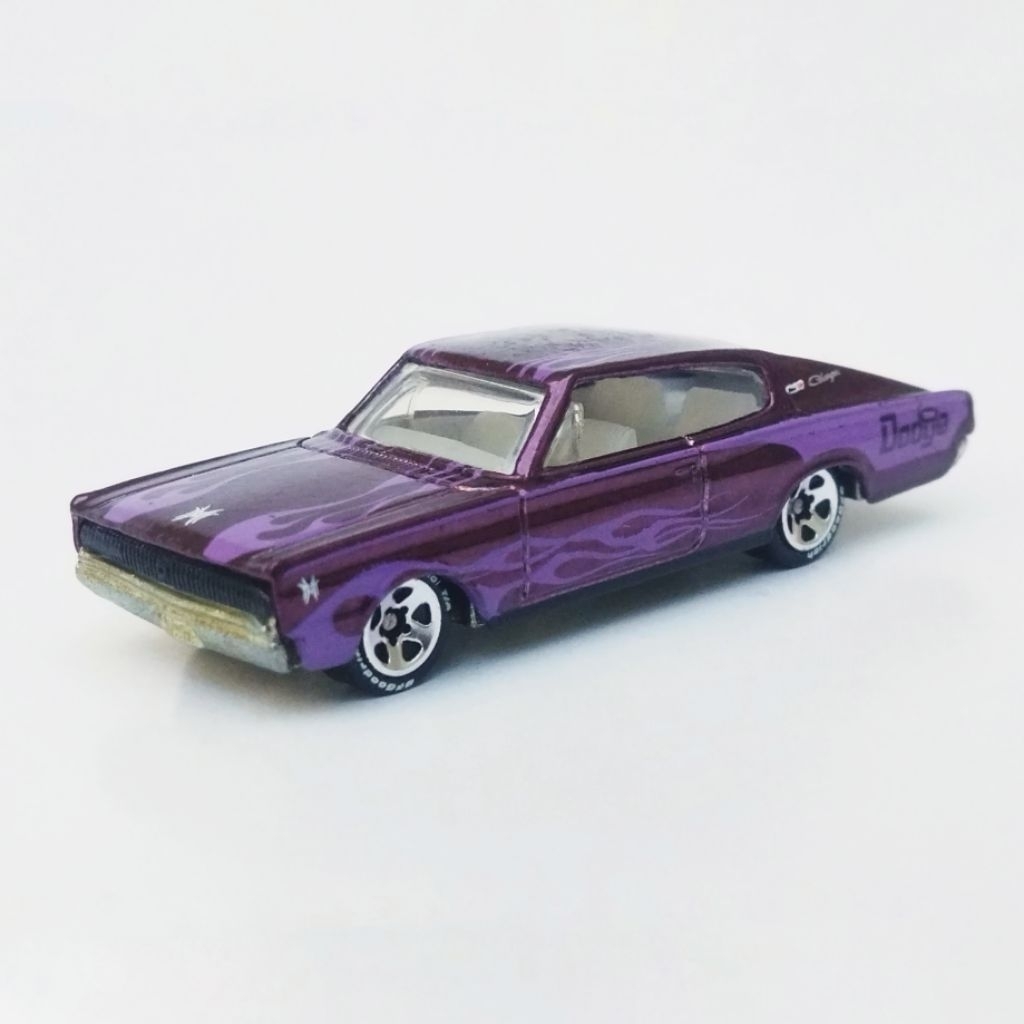 Hot Wheels 67 Dodge Charger HW Classic Series 1 Spectraflame Purple ...